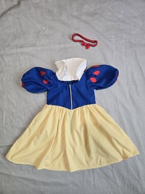 Snow White Princess Dress Costume with Red Accent - Kids Costume